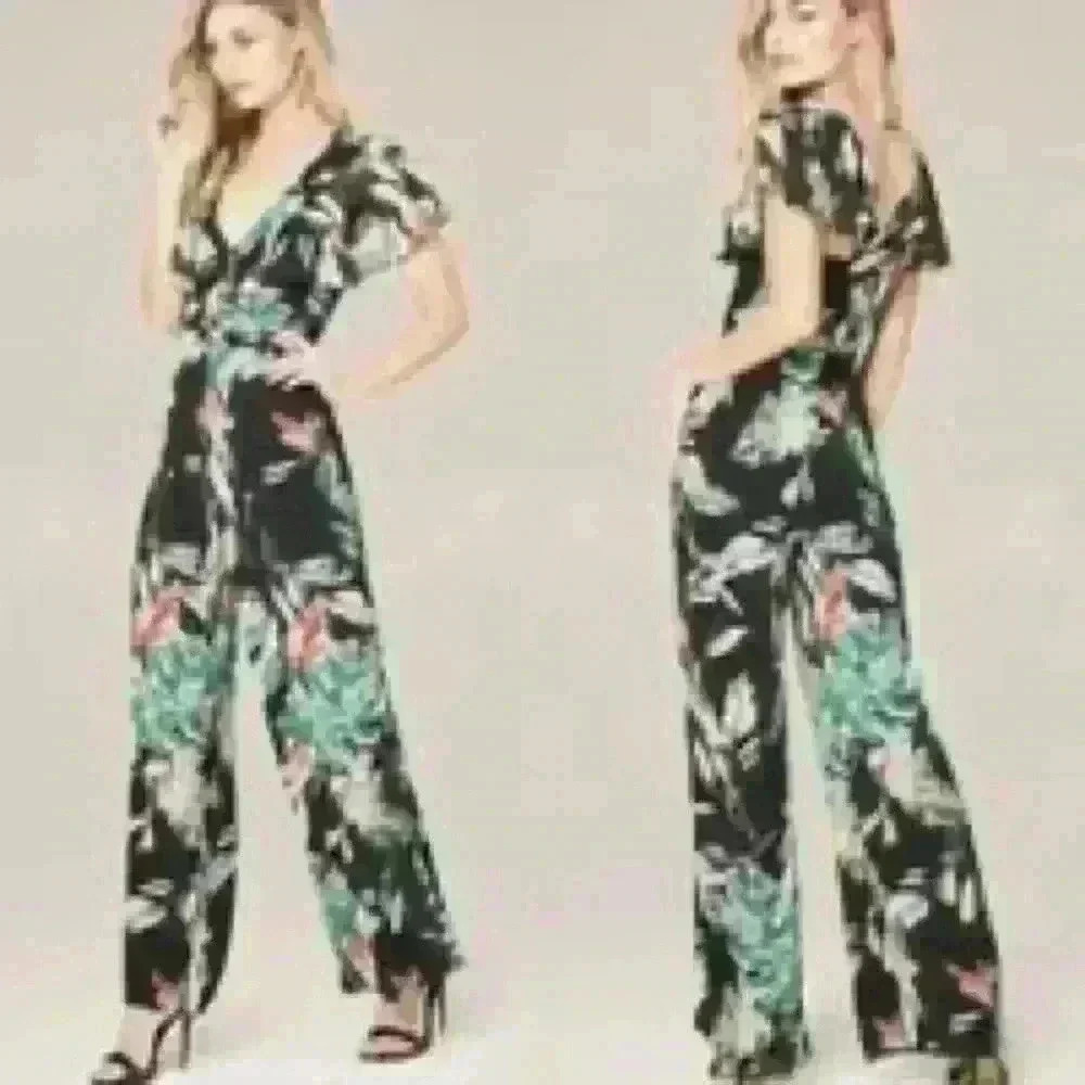 Adalyn Rae Anthropologie floral jumpsuit size XS